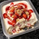 Keto Flourless Lemon Greek Yogurt Cake